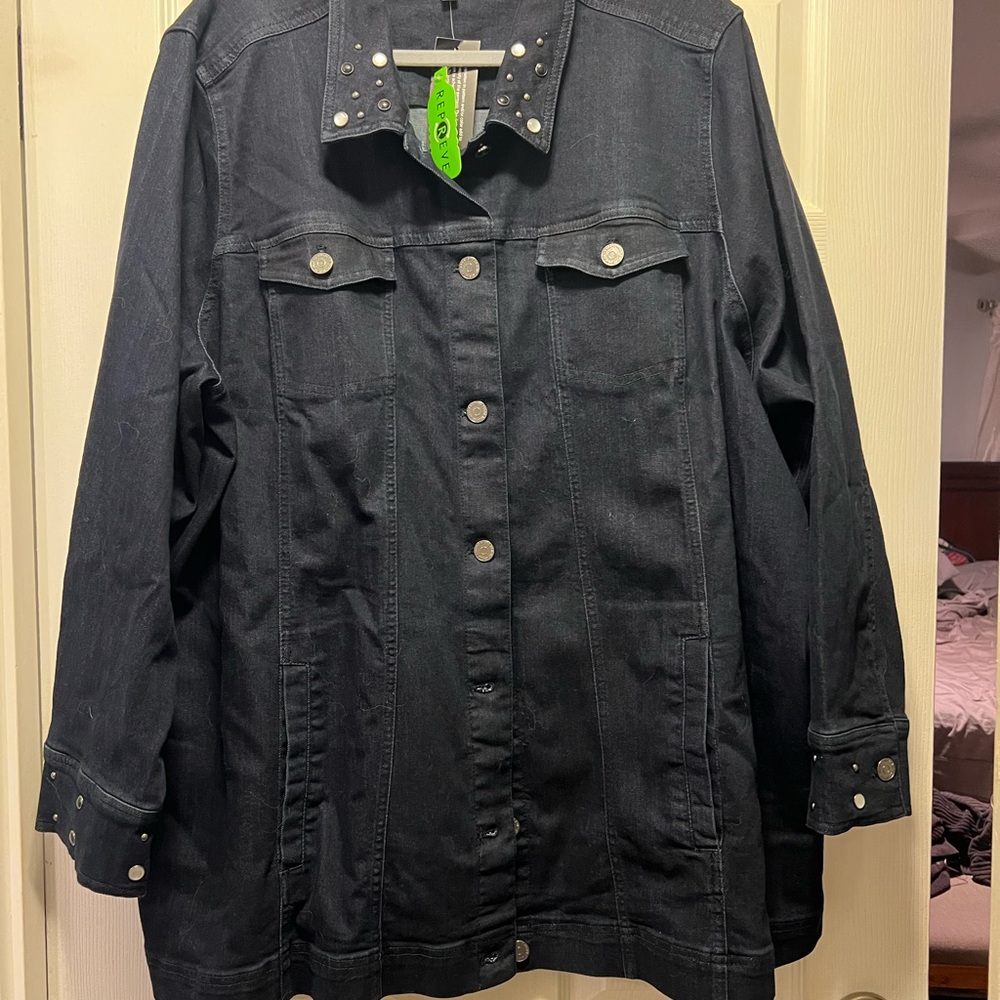 Women's dark wash stretch Denim Jacket